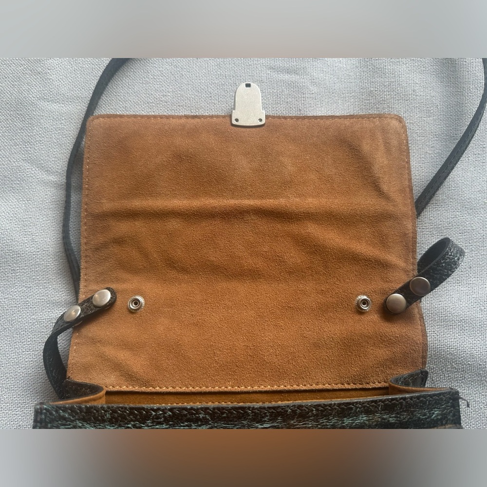 Patricia Nash Locri Tooled Leather Crossbody Purse - Picture 7 of 10